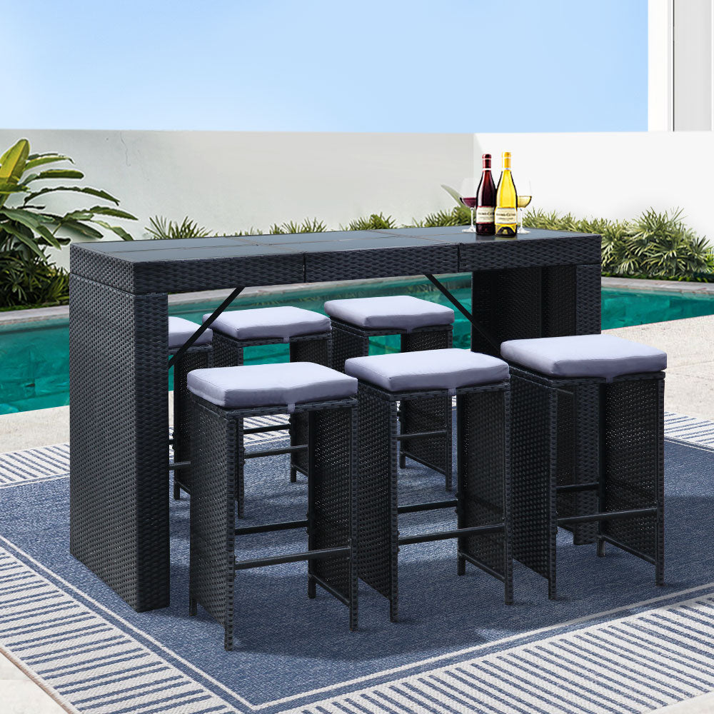 7-Piece Outdoor Wicker Bar Set