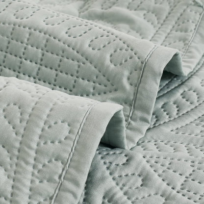 Lisbon Quilted 3-Piece Embossed Coverlet Set (Sage Green, Double/Queen)
