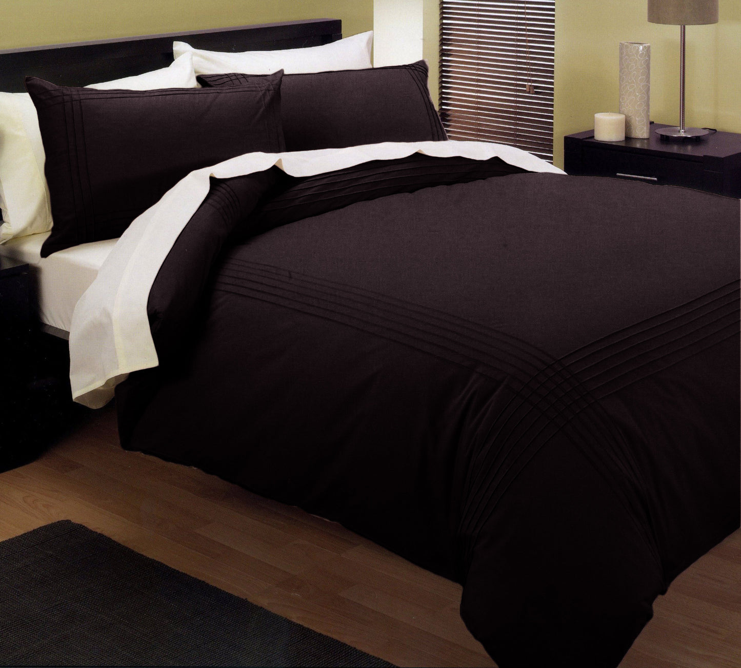 Chocolate Pintuck Quilt Cover Set - 3PC