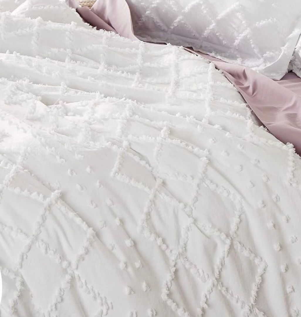 Tufted Boho Embroidery Quilt Cover Set - White - Super King Size